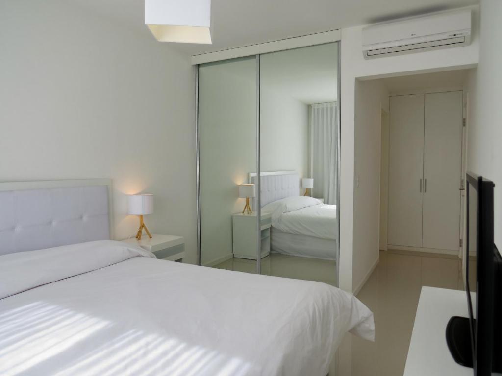 Emerald - Parrillero Exclusivo * Punta del Este
